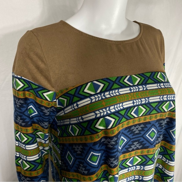 Bo Bel Micro Suede Asymmetrical Design 3/4 Sleeve Tunic Top - Picture 2 of 6